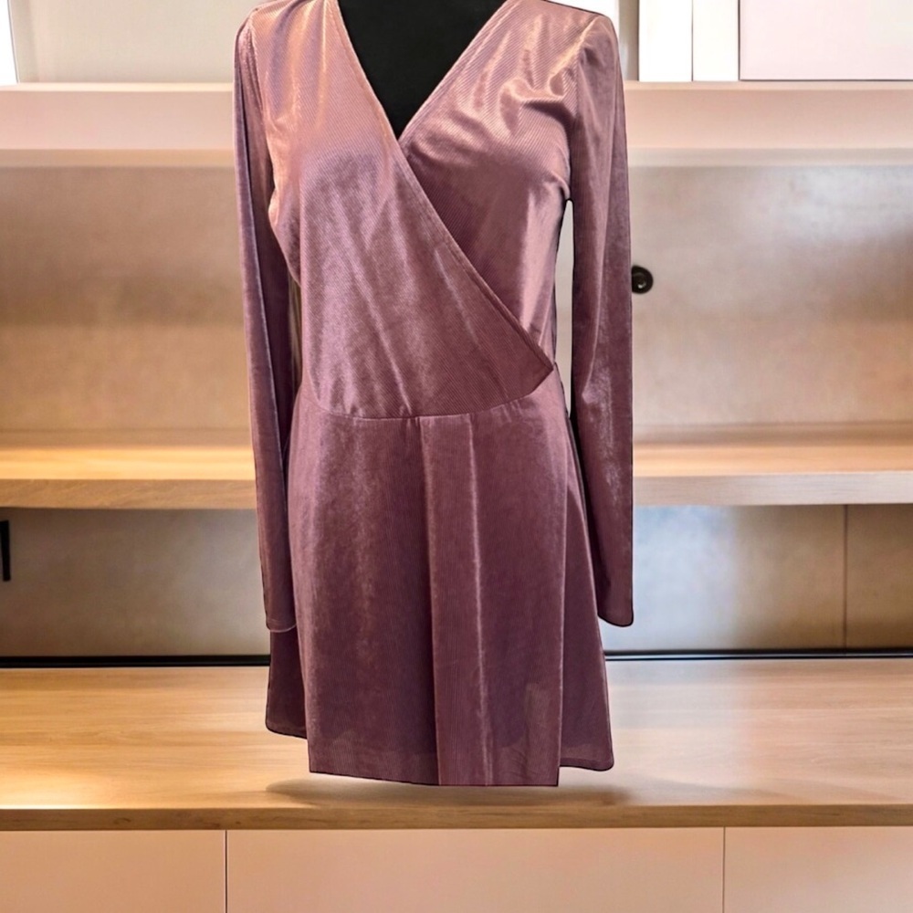 Brand : Express - Picture 3 of 11